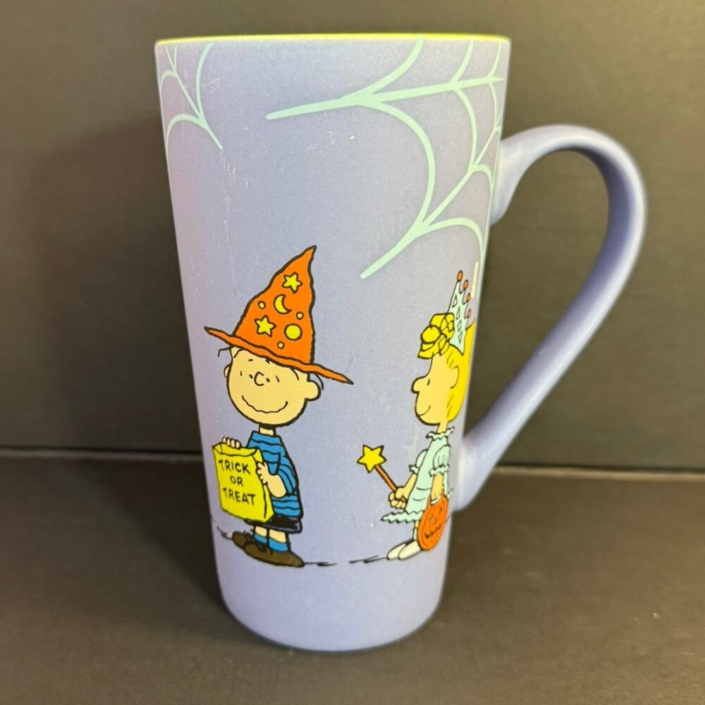 Peanuts Halloween Mug 2025 Charlie Brown Trick or Treat Purple Zrike 6"